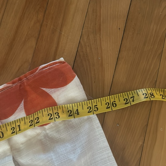 Floral Patterned Curtains - Picture 4 of 4